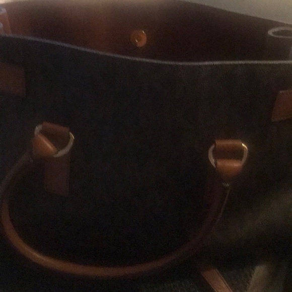 Michael Kors large purse authentic - Picture 4 of 5